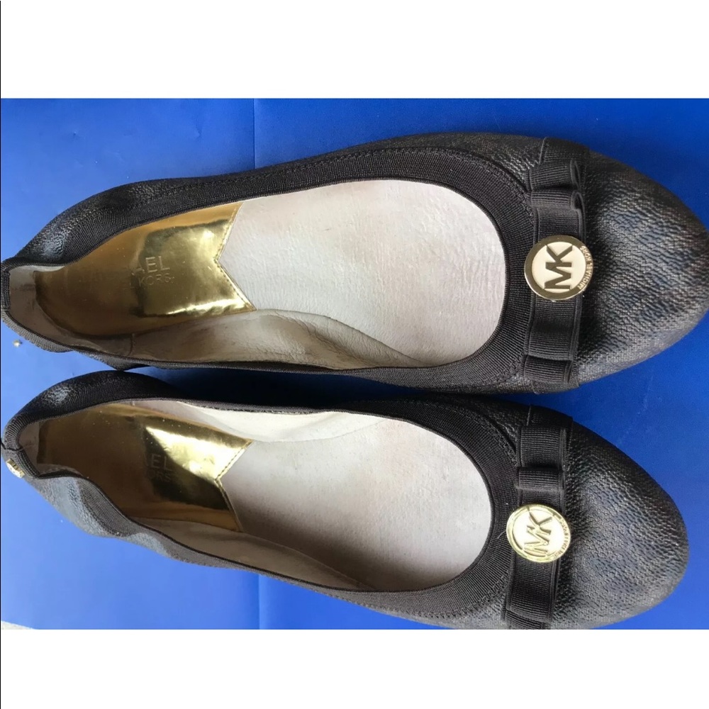 Micheal Kors Flats Size 11